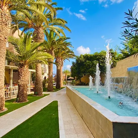Karteros Hotel מלון קרטרוס