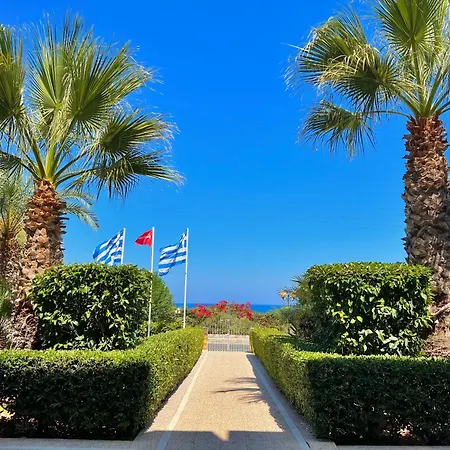 Karteros Hotel