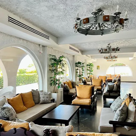 Karteros Hotel
